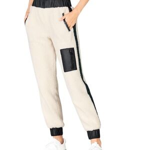 FABLETICS Alaska fleece jogger size XS